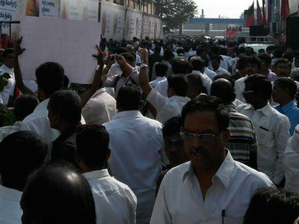 திமுக ஆர்பாட்டம்