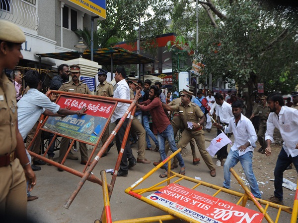 CPI-M protest against demonetization move today 