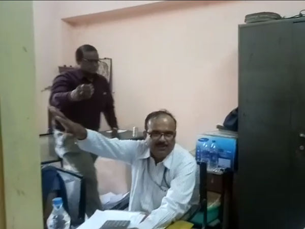 CBI Raids in post offices for irregularities in hydrabad