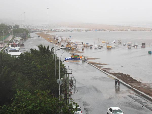 கடல் சீற்றம்