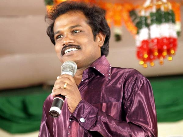 பல் மருத்துவர்...