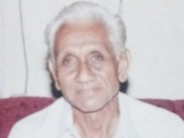 மன்னர் கொடுத்த பரிசு பொருட்கள்
