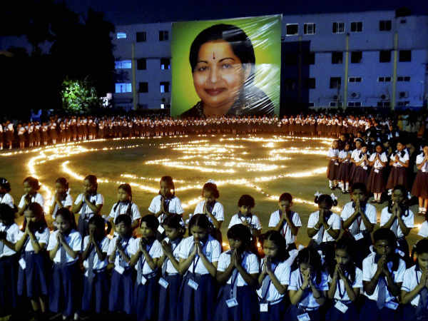 ஜெயலலிதாவிற்கு அஞ்சலி