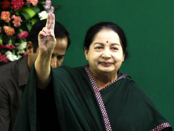 இந்துத்துவாவிற்கு நெருக்கமானவர் ஜெயலலிதா 