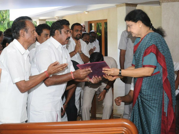 எடப்பாடி பழனிச்சாமி