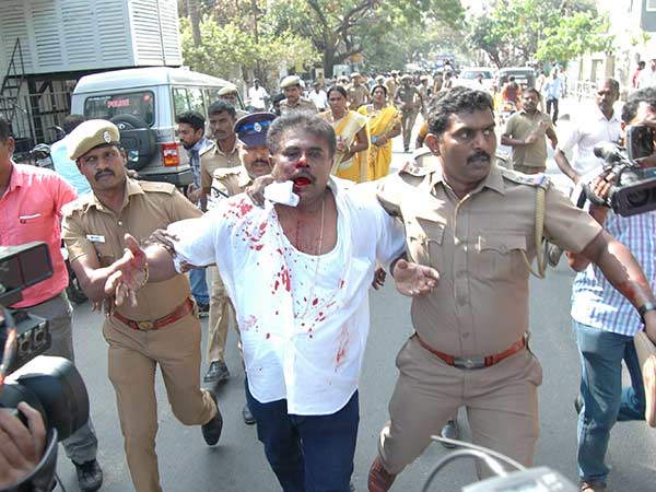 தாக்குதல் 