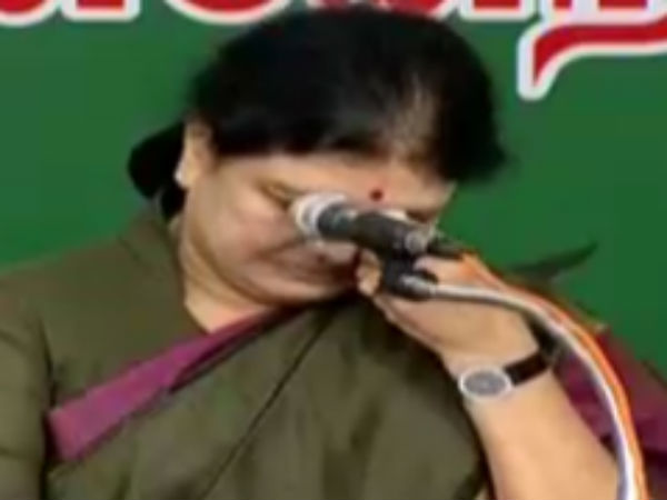 ஜெயலலிதா போலவே ஜெயலலிதா போலவே