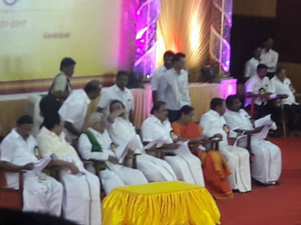 செயல் தலைவர் தேர்வு