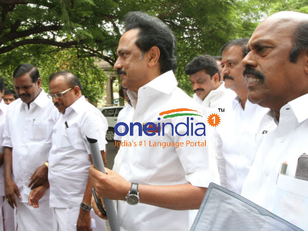 எதிர்க்கட்சித் தலைவர்