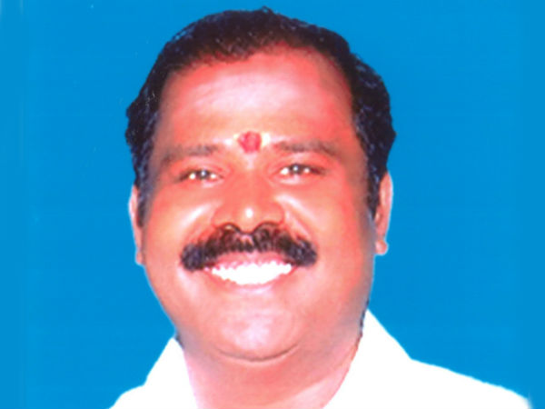 ராஜினாமா ஸ்டண்ட்