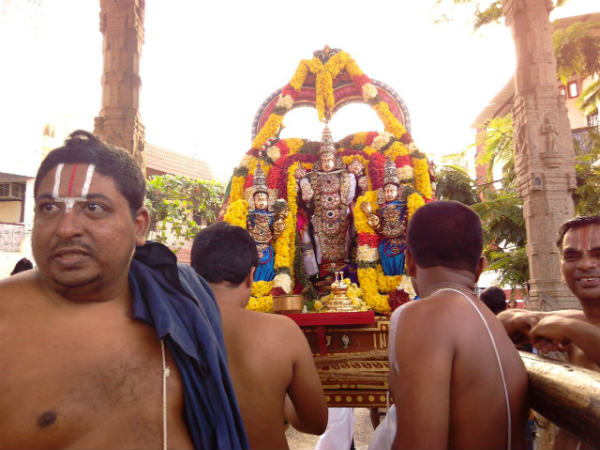 ரங்கா முழக்கத்துடன் தரிசனம் 