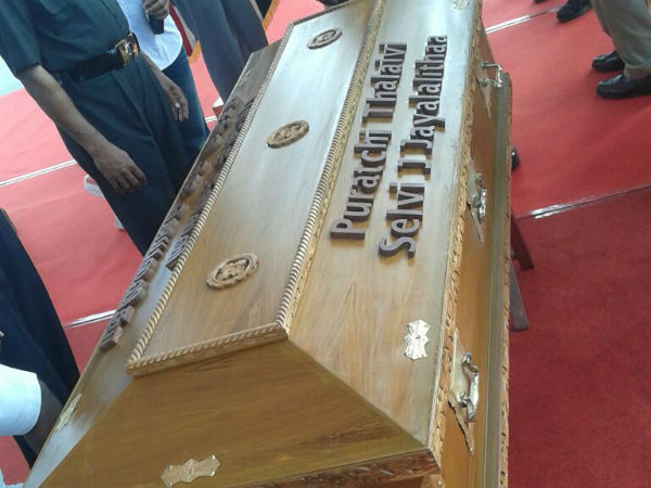அரசு பதிலளிக்க உத்தரவு 