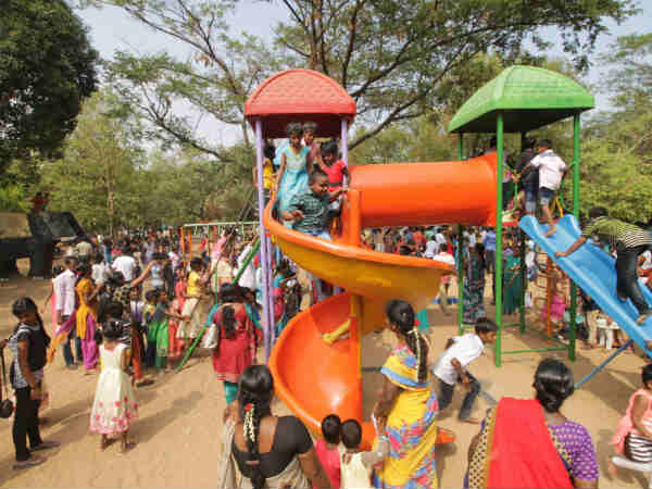 ஊஞ்சலாடி… 