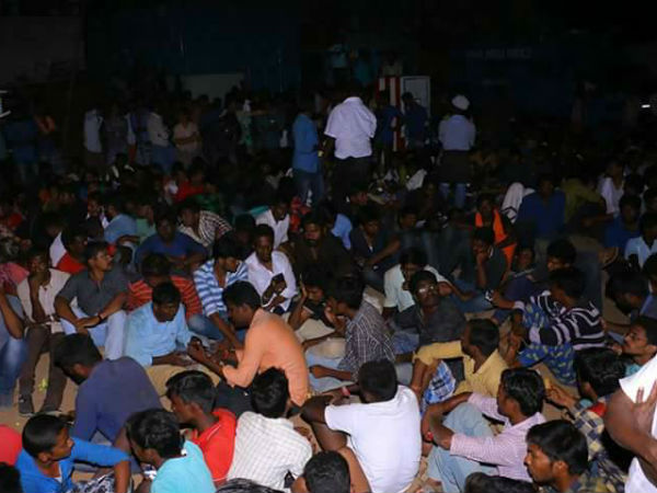 மிரண்ட அரசாங்கம் 