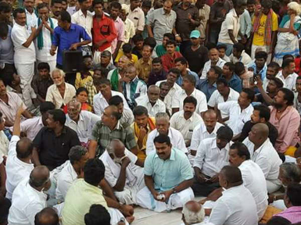 தொடர் போராட்டம்