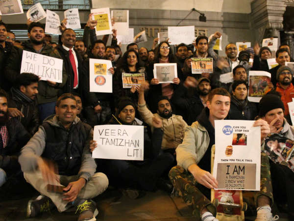 இந்தியத் தூதரகம் முன்பு முழக்கம்