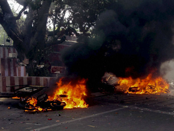 மயிலாப்பூரில் கலவரம்