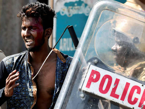 சசிக்க முடியாத கும்பல் 