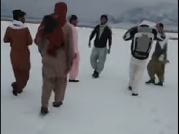 மிக அதிக பனிப்பொழிவு