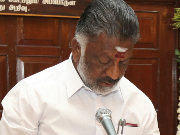 பேசாத ஓபிஎஸ் 