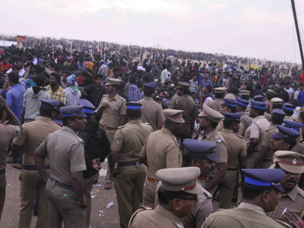 மெரினா வன்முறை 