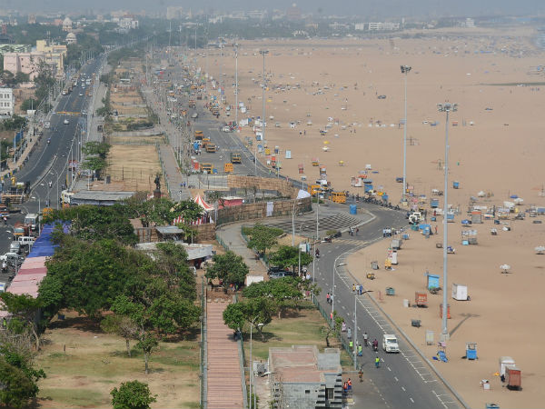 போலீசார் பிடியில் மெரினா சாலைகள் 