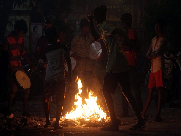 Bhogi Pandigai festival Celebration in Tamilnadu Bhogi Pandigai festival Celebration in Tamilnadu