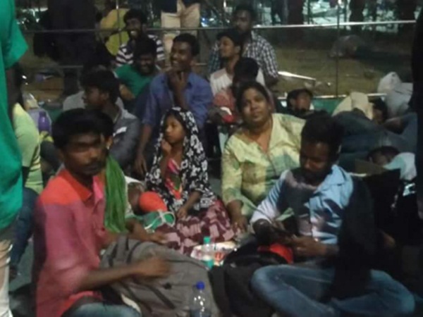 Massive protests in support of Jallikattu on Chennai's Marina Beach