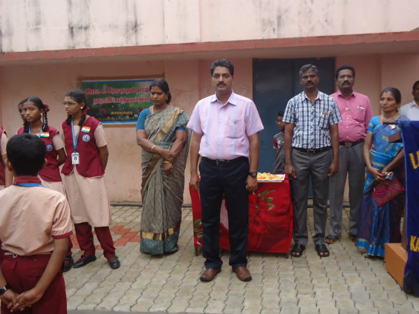 Karaikudi school celebrates republic day 
