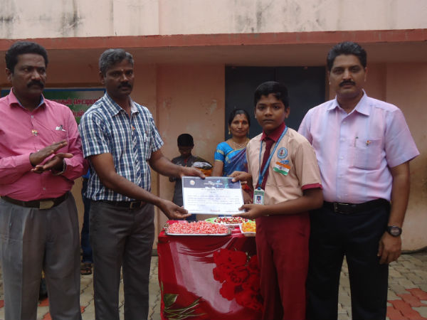 Karaikudi school celebrates republic day 