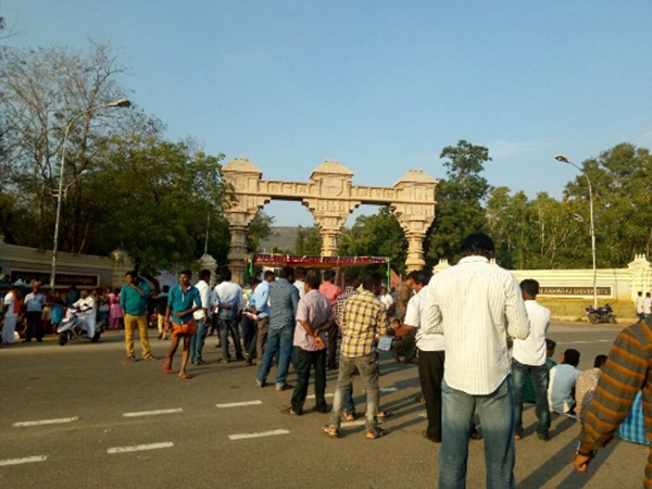 government and private collages Are Holiday For Tomorrow 