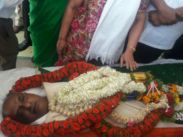 Karnataka Cooperation Minister H.S. Mahadeva Prasad died 