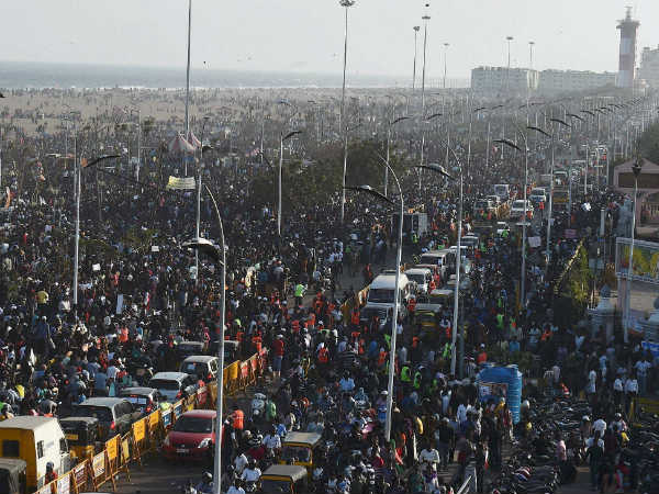 In Chennai Marina over 7000 Police officials have been accumulated In Chennai Marina over 7000 Police officials have been accumulated