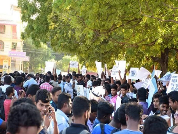 Eelam tamils support TN Protest on Jallikattu 