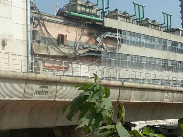 4 injured as shopping mall's wall comes down in Bengaluru