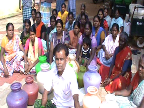  public protest due to Shortage of drinking water