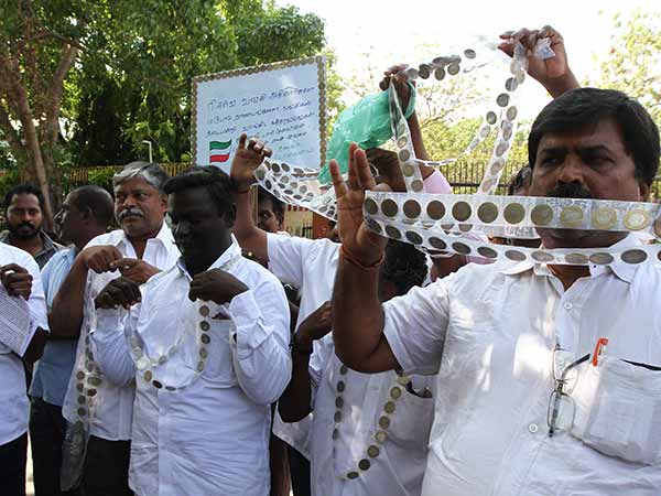 வதந்தைகளை நம்பவேண்டாம்