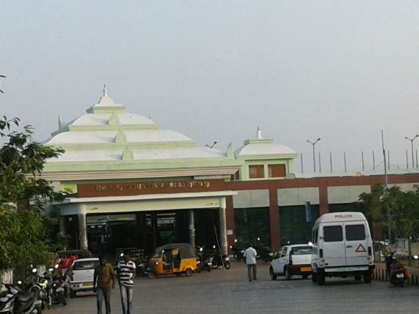 இயல்பு வாழ்க்கை