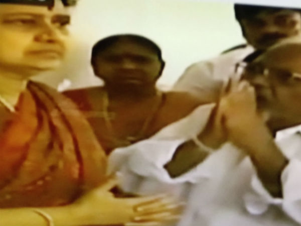 கையெடுத்து கும்பிட்டு 