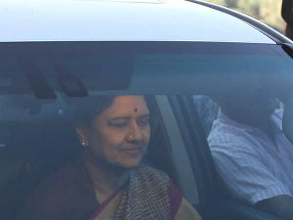 எம்எல்ஏக்களை சந்திக்க முடியாது