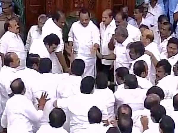 எளியவன் 