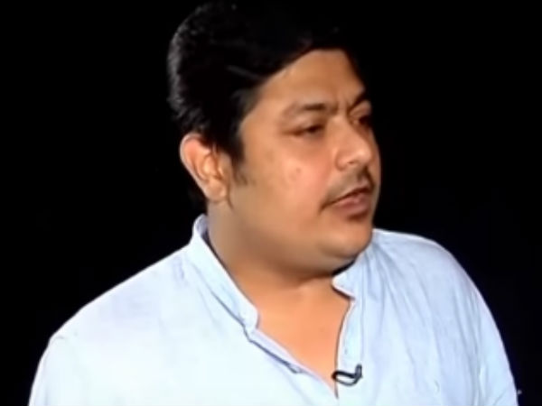 பின்னணியில் பெரிய சதி உள்ளது