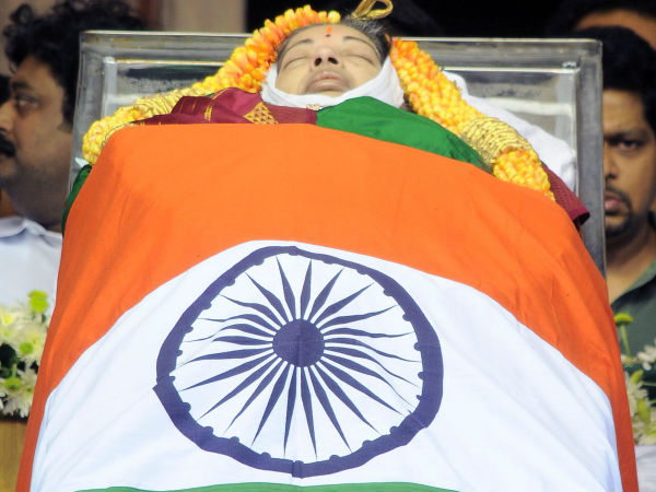 மரணத்தில் மர்மம் 