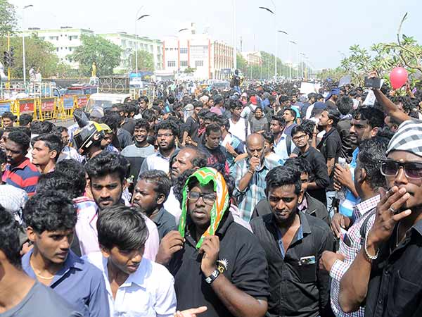  சென்னையில் ஆதரவு 