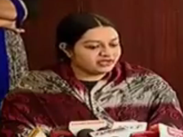 பல தடைகள் வருகின்றன