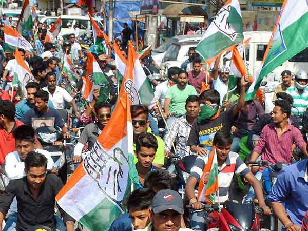 காங்கிரஸால்தான்