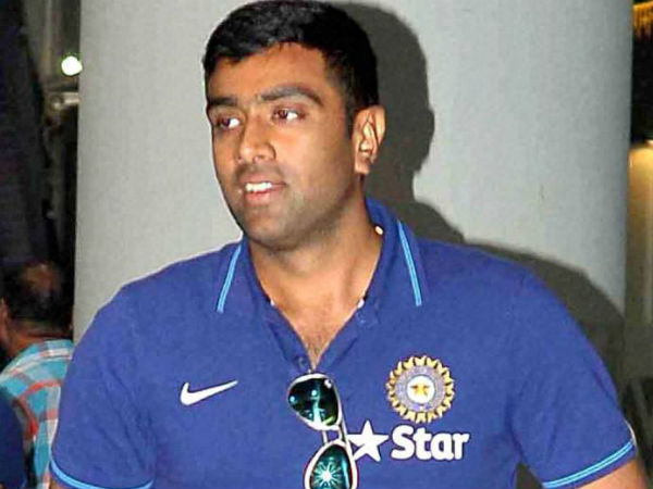 அஸ்வின் பவுலிங் 