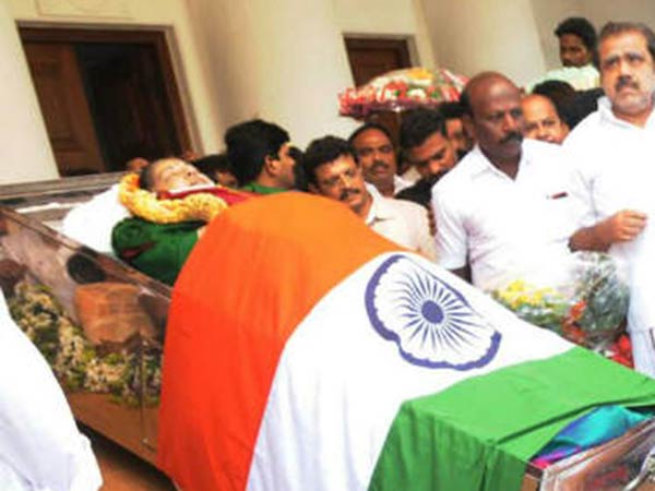 Jayalalitha was not amputated, says Apollo hospitals