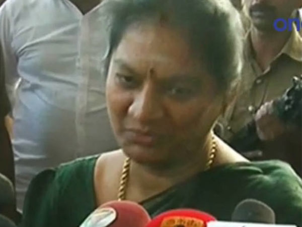 மறுத்த சசிகலா புஷ்பா