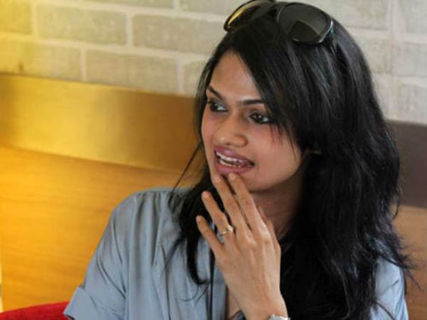 நெட்டிசன்கள் தூக்கம் போச்சு